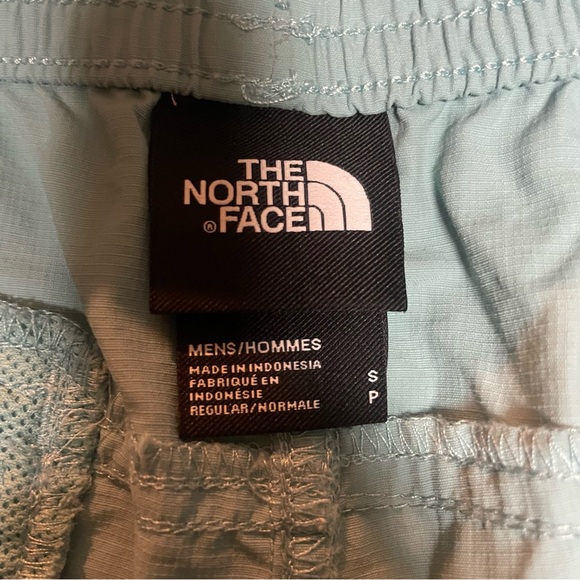 The North Face Shorts - Picture 7 of 7